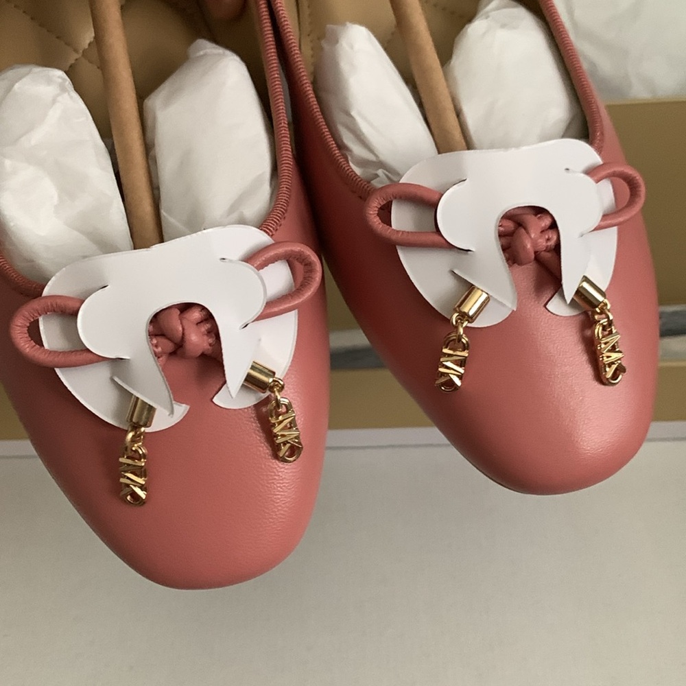 Michael Kors Nori Leather Ballet Flat Women's size 6.0 - Picture 6 of 9